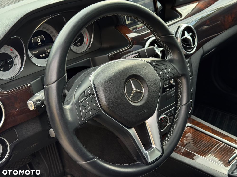 Mercedes-Benz GLK 350 4Matic (BlueEFFICIENCY) 7G-TRONIC - 15