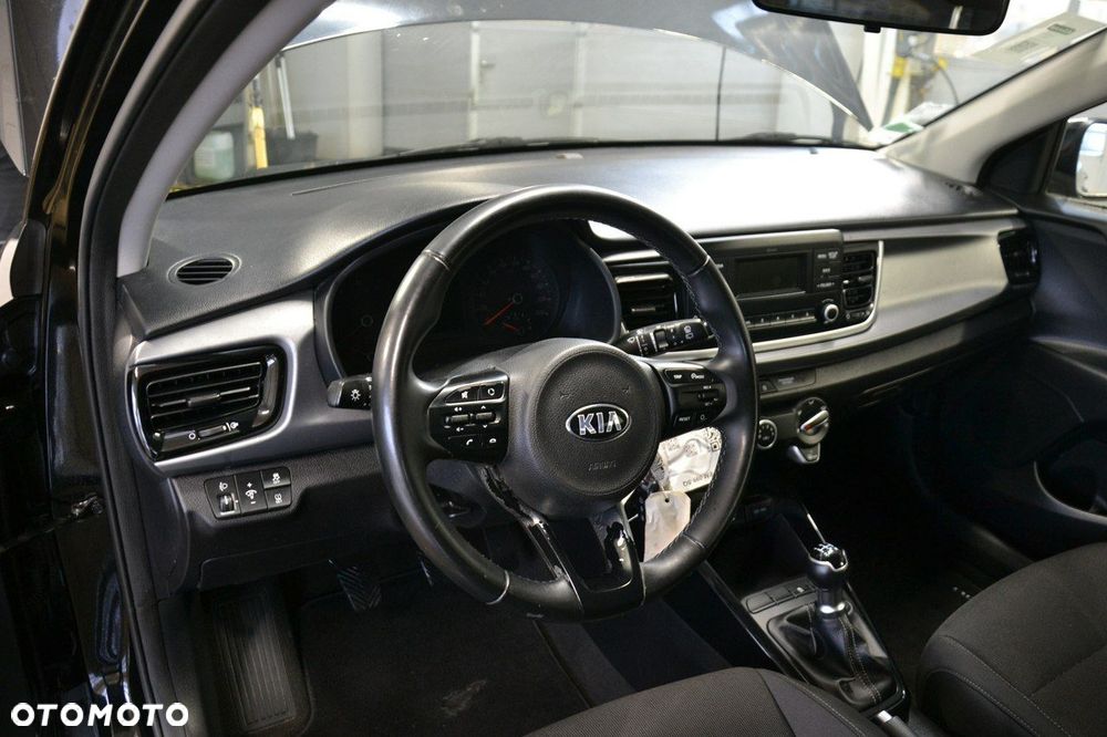 Kia Rio - 20