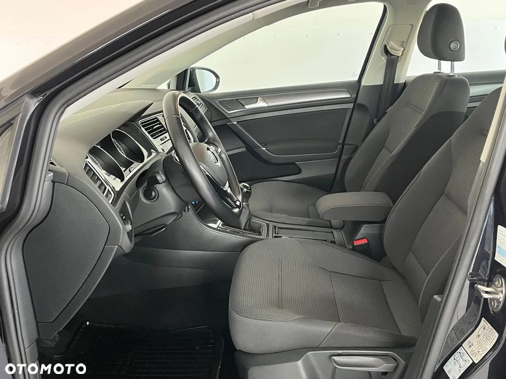 Volkswagen Golf VII 1.6 TDI BMT Comfortline - 17