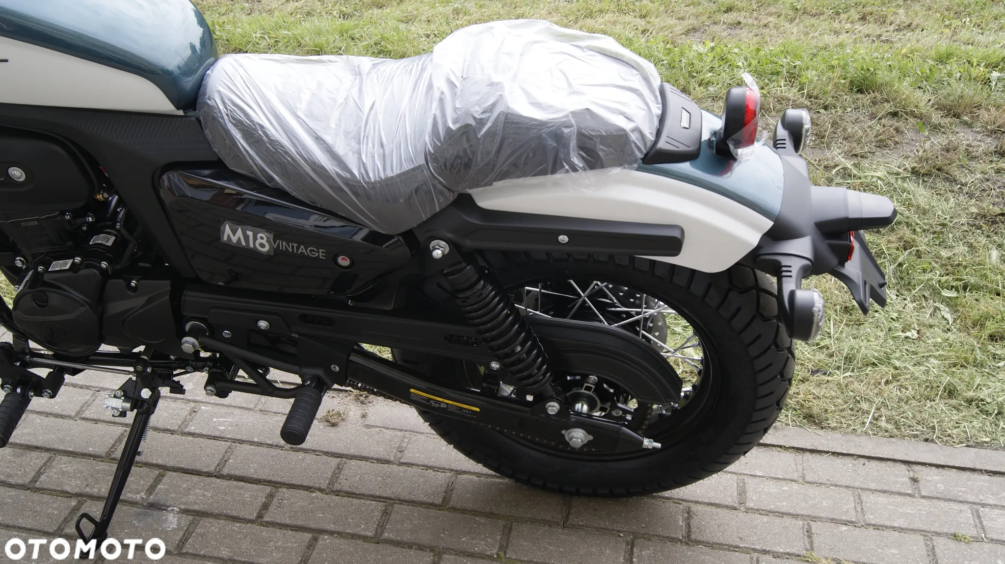 Junak Inny - 7