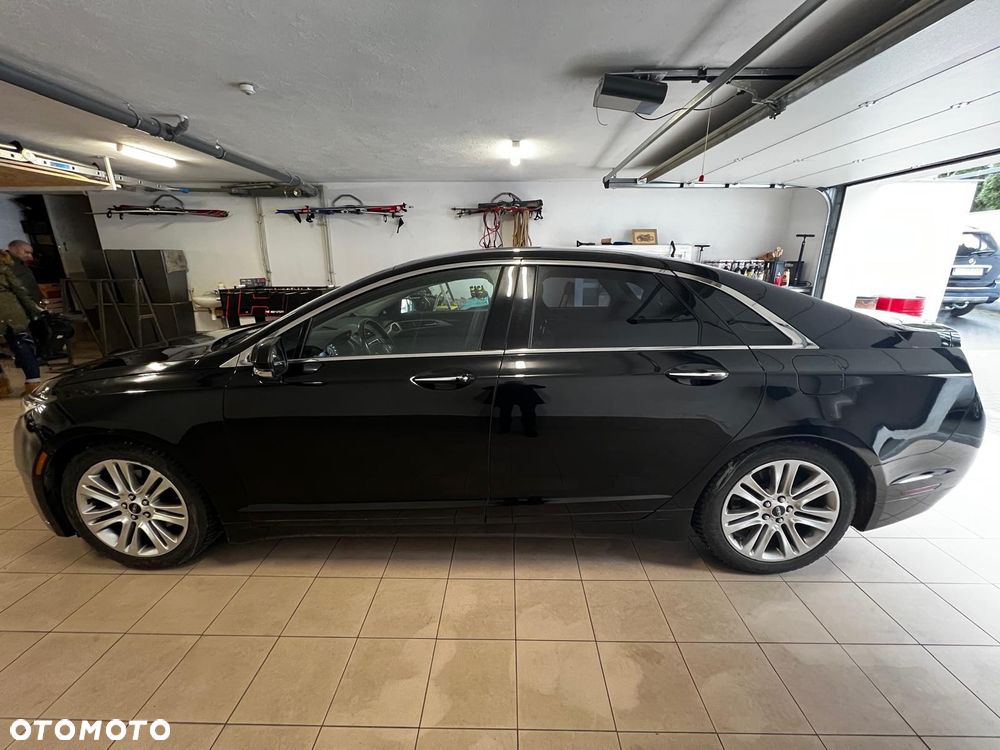 Lincoln MKZ - 5