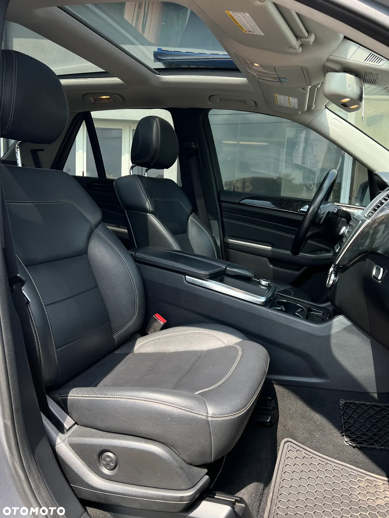 Mercedes-Benz ML 350 BlueTec 4-Matic - 16