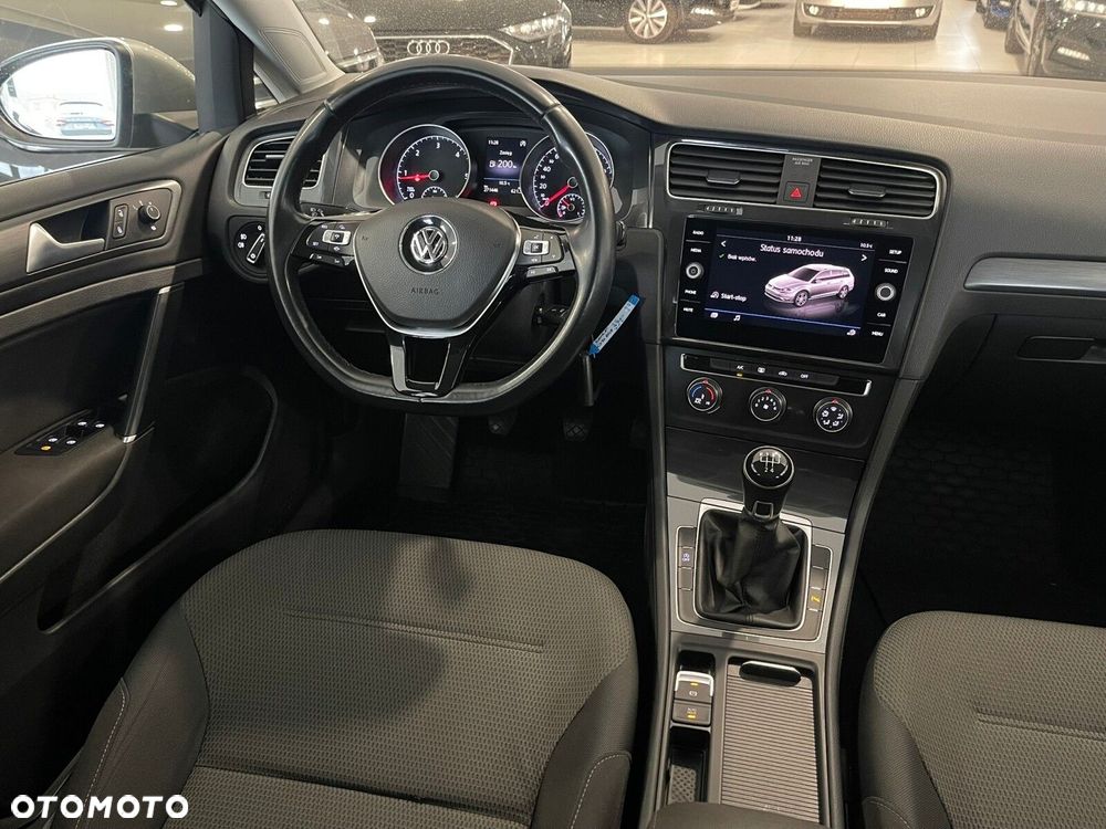 Volkswagen Golf 1.6 TDI BMT Comfortline - 13