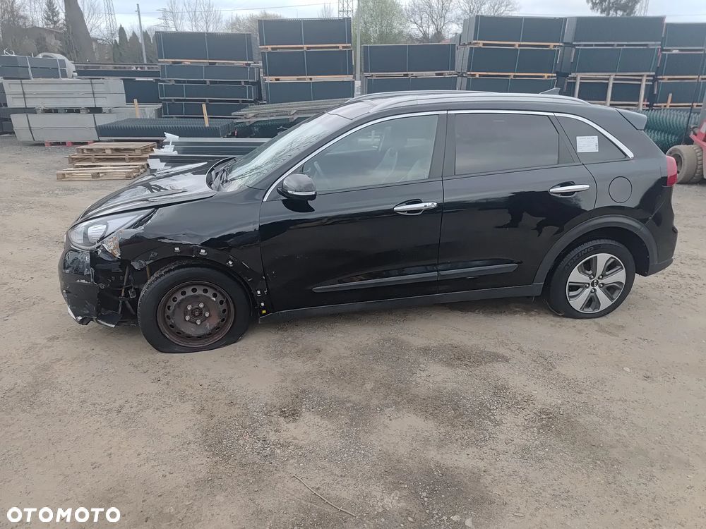 Kia Niro 1.6 GDI 2WD Vision - 17