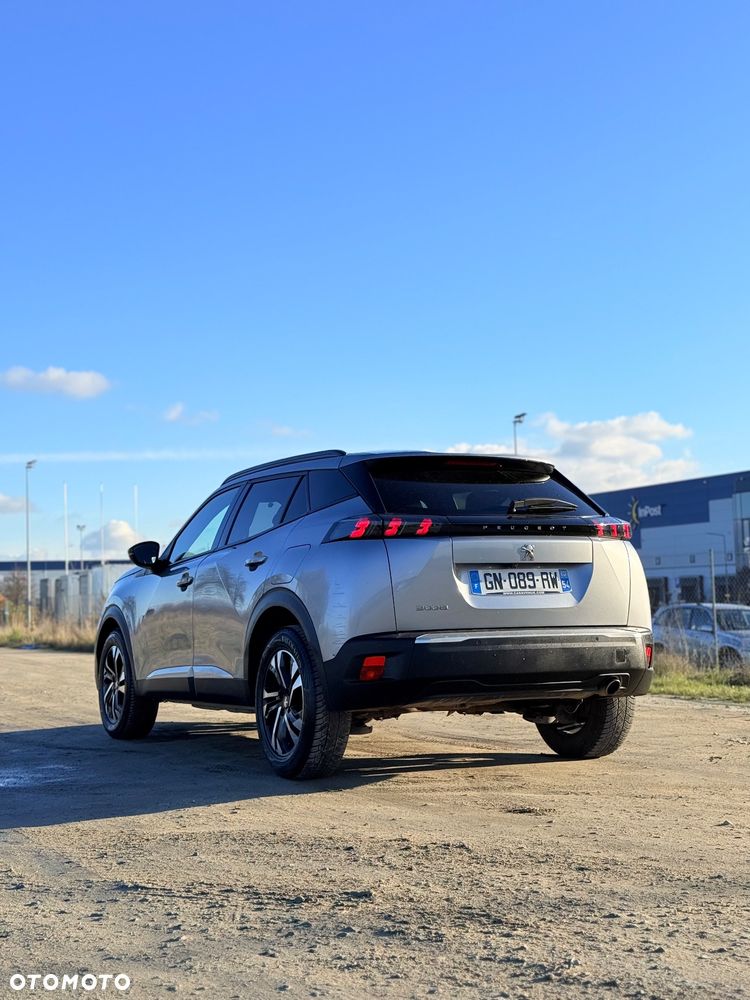 Peugeot 2008 BlueHDi 130 EAT8 Allure - 6