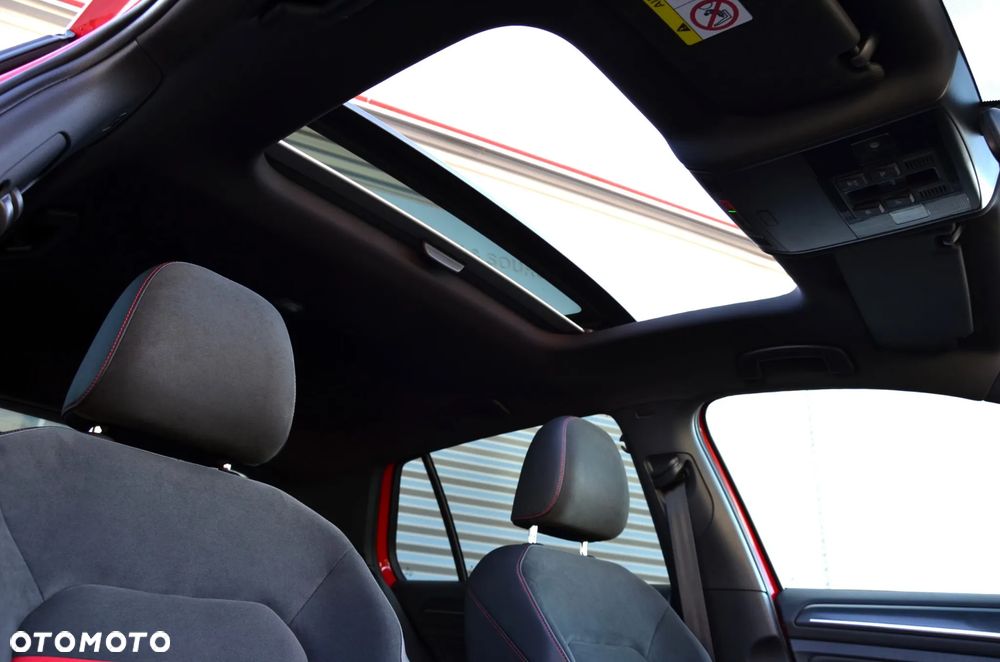 Volkswagen Golf GTI (BlueMotion Technology) DSG Performance - 31