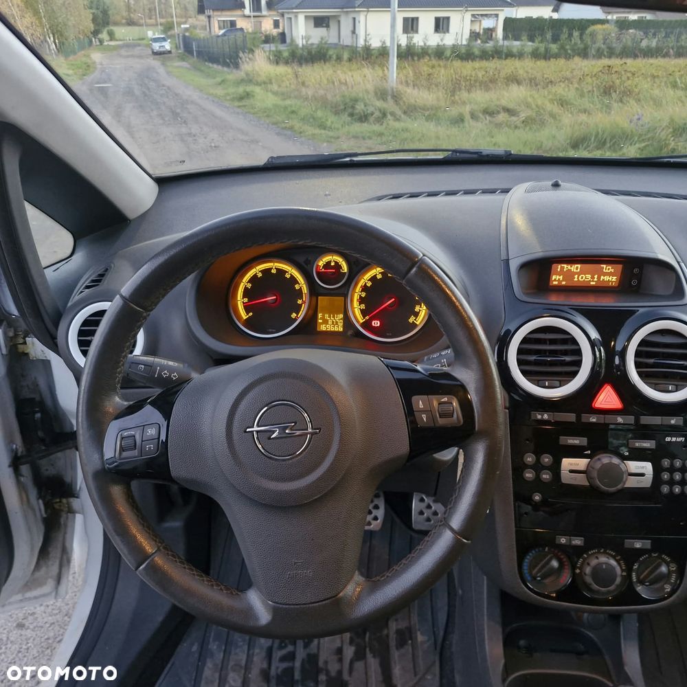 Opel Corsa 1.4 16V Color Edition - 8