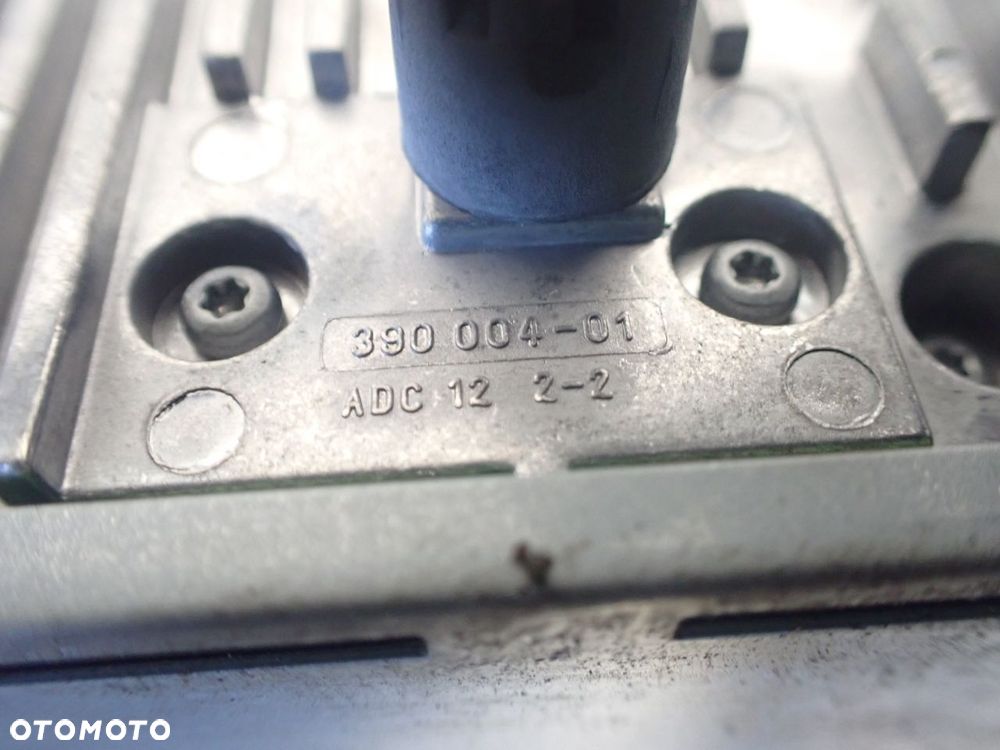 RADIO DACIA SANDERO 39000401 - 3