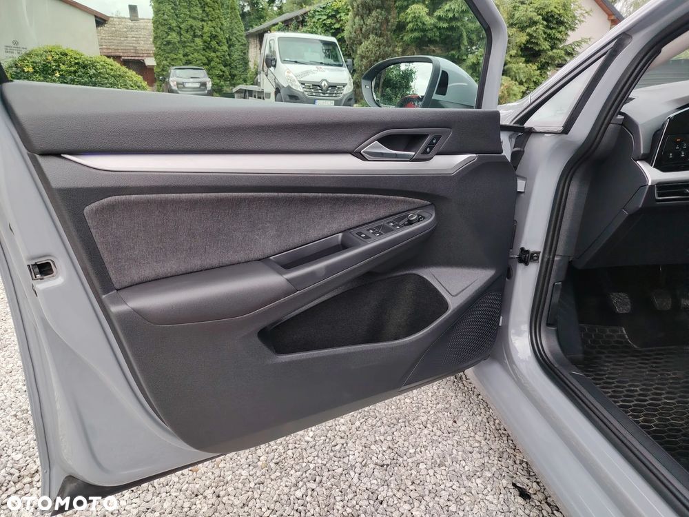 Volkswagen Golf 1.5 TSI EVO Life - 15