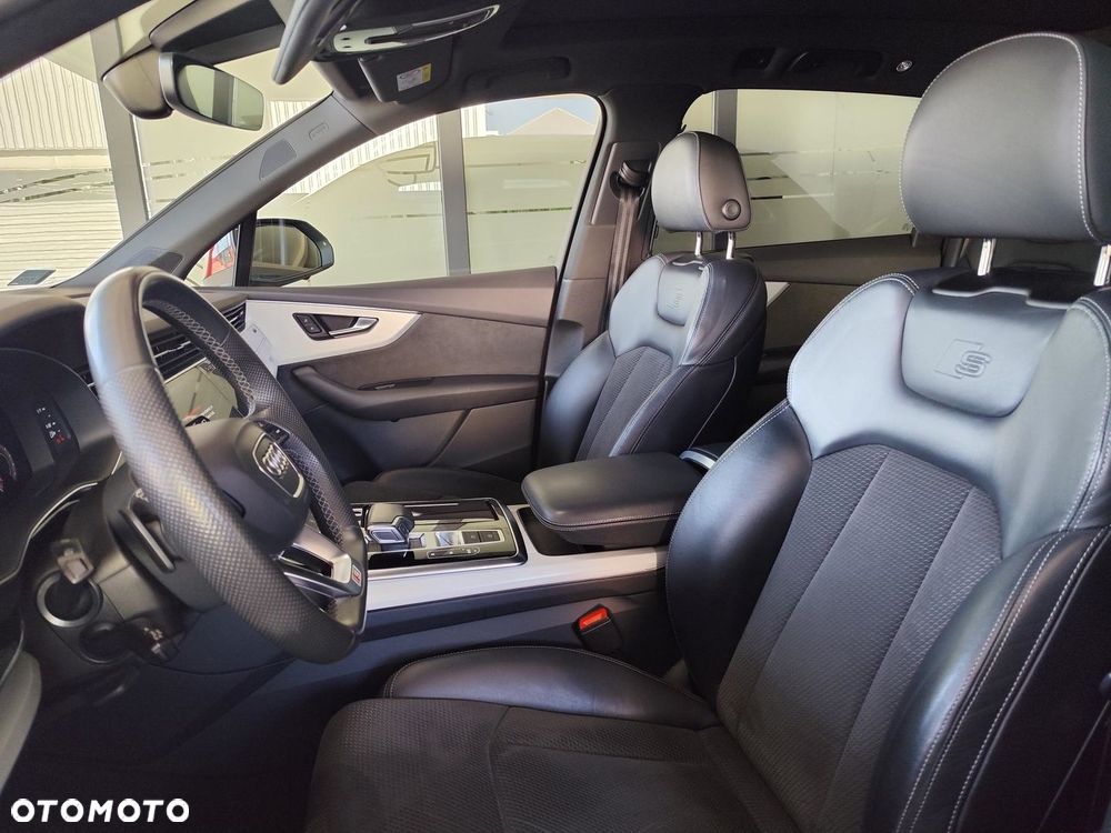 Audi Q7 - 14