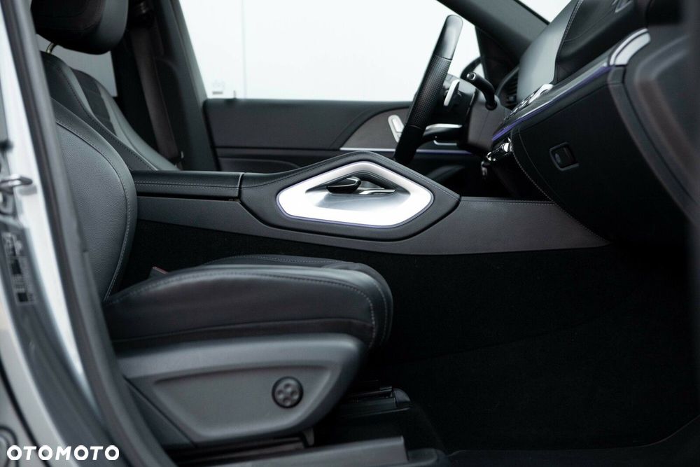 Mercedes-Benz GLE - 28