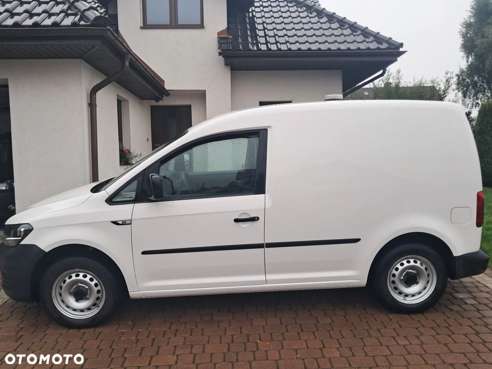 Volkswagen Caddy - 2