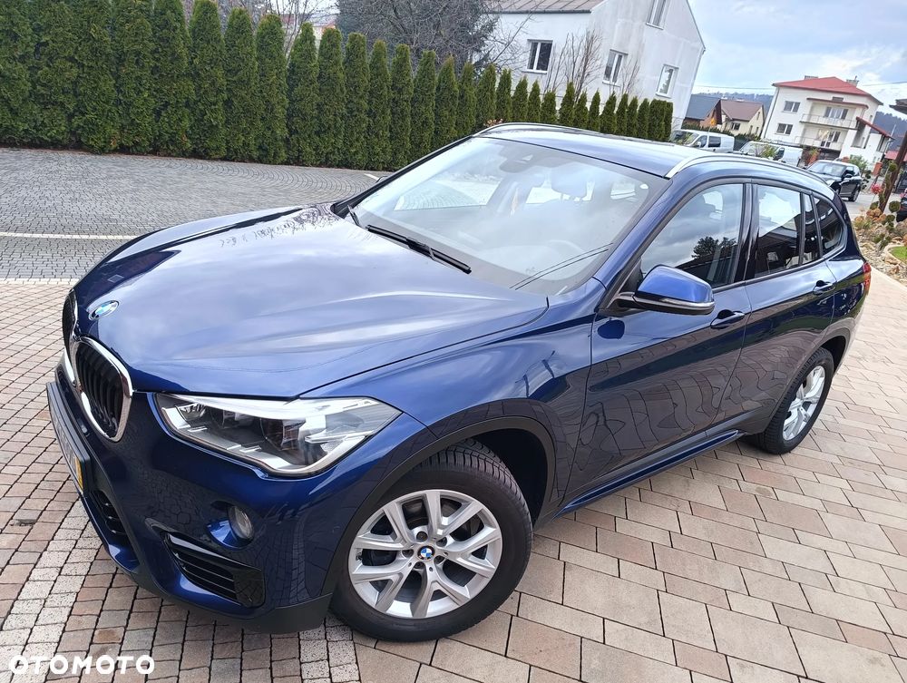 BMW X1 xDrive18d Sport Line - 4