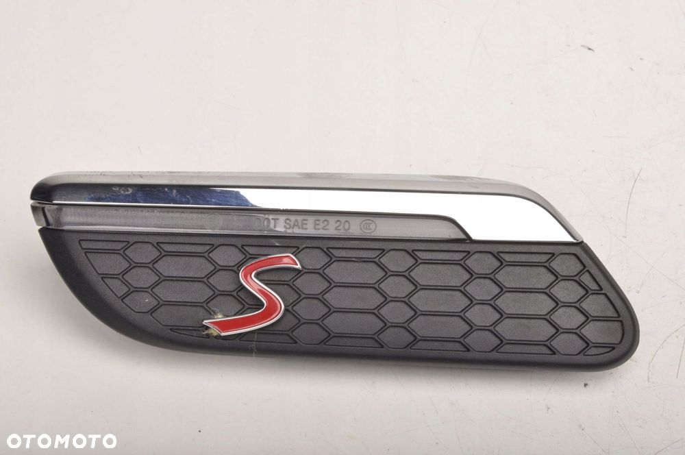 MINI F56 KIERUNKOWSKAZ 9879004 - 1