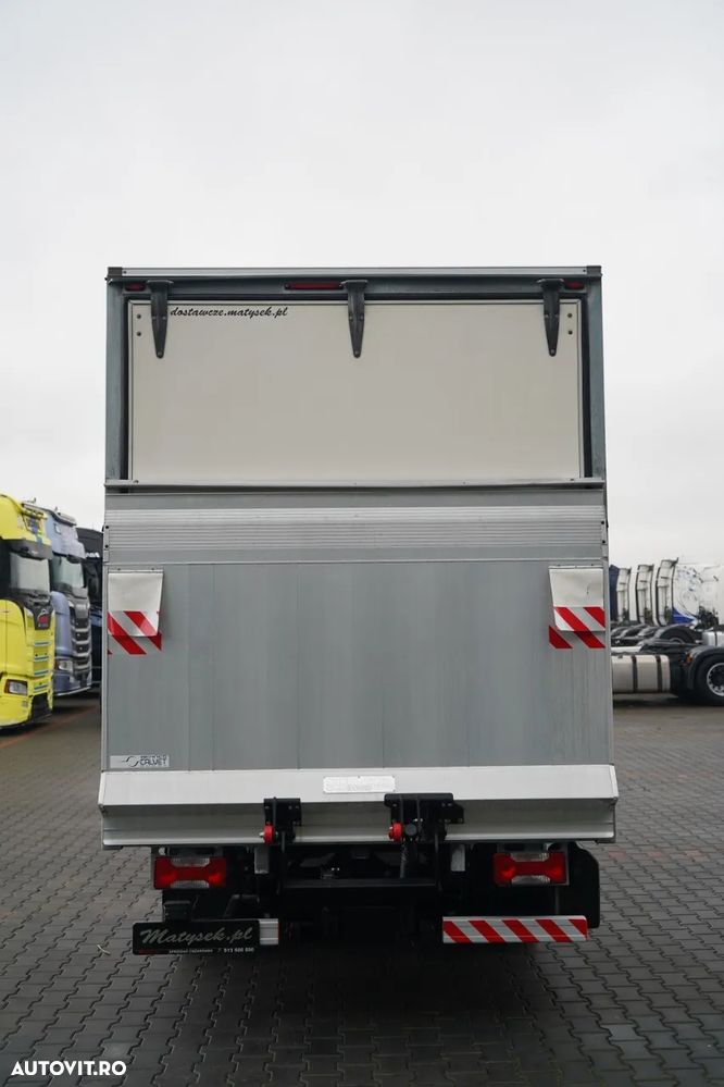Iveco DAILY 35-160 / 4.3 M CONTAINER / DHOLLANDIA LIFT / TWIN GVWR: 3500 KG / 2021 - 12