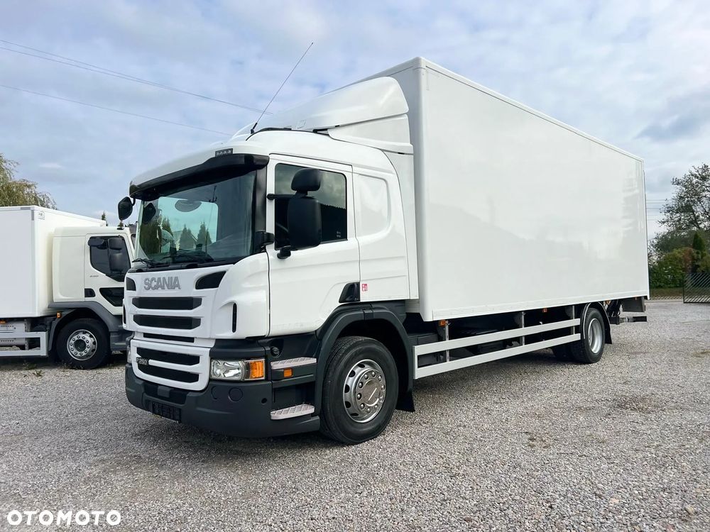 Scania P250 / Izoterma / Winda / Kabina Sypialna / - 8