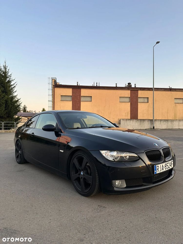 BMW Seria 3 320d Coupe - 1