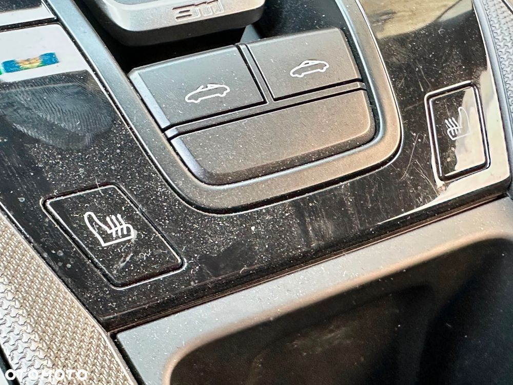 Porsche 911 Carrera 4S PDK - 23