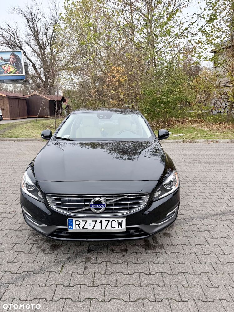Volvo S60 T5 Geartronic - 1