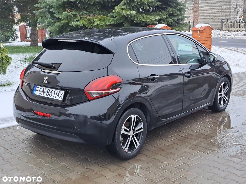 Peugeot 208 1.6 BlueHDi Allure S&S - 3