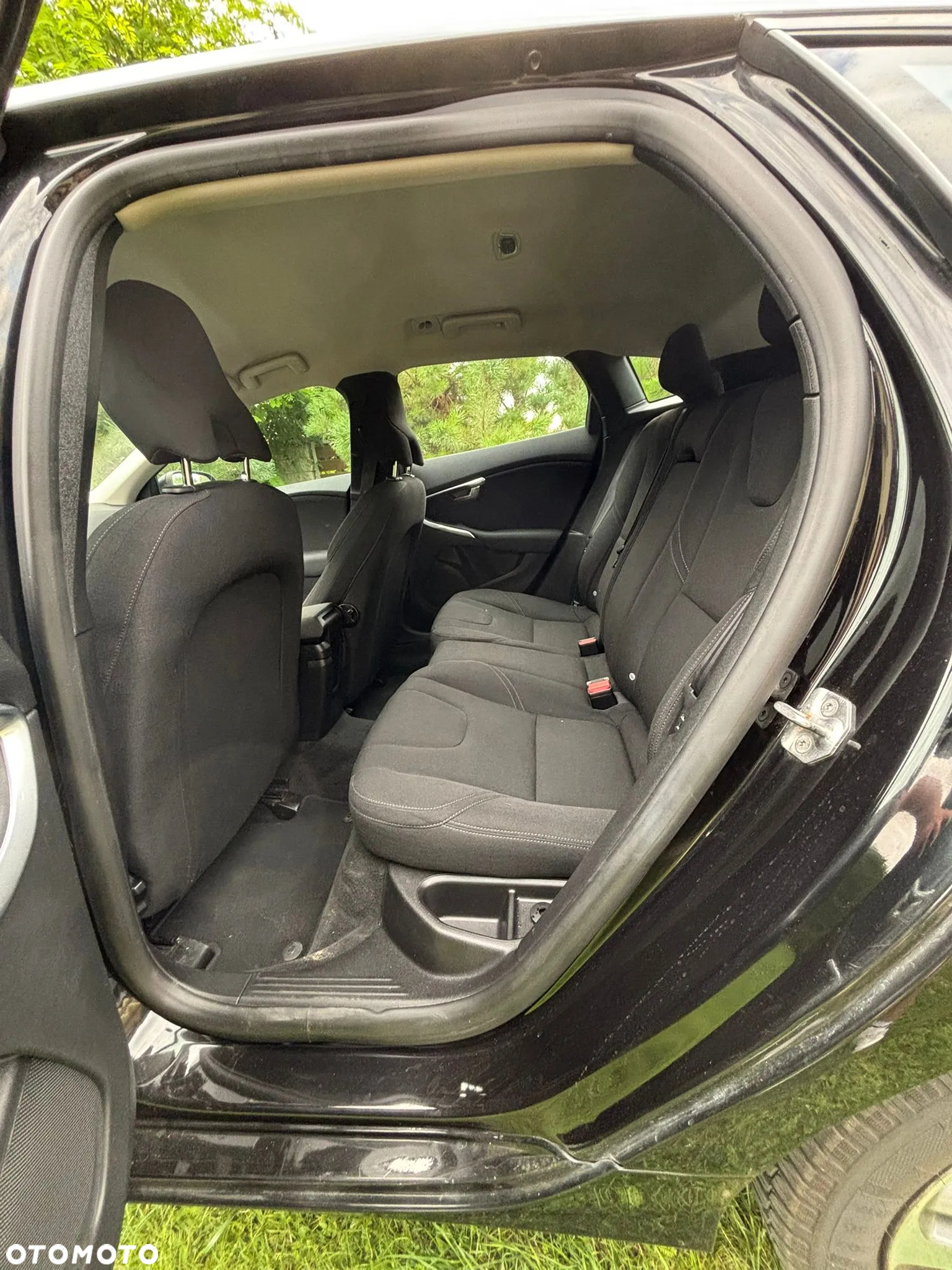 Volvo V40 D3 - 14