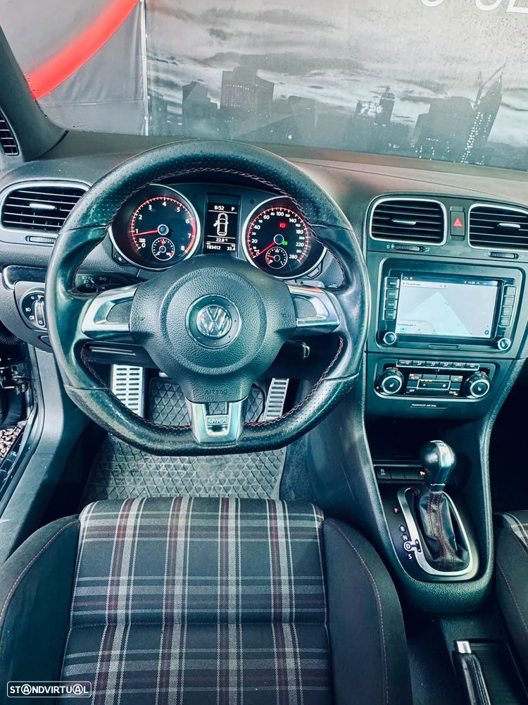 VW Golf 2.0 GTI DSG - 11