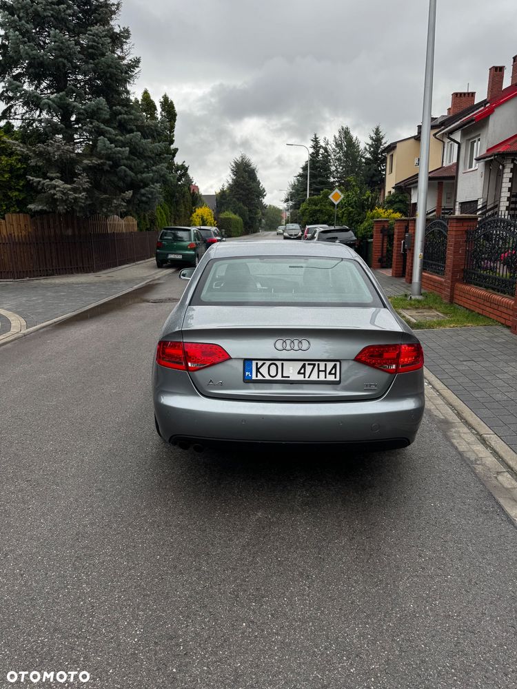 Audi A4 Limousine - 17