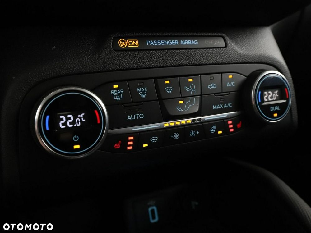 Ford Focus 2.0 EcoBlue Active - 28