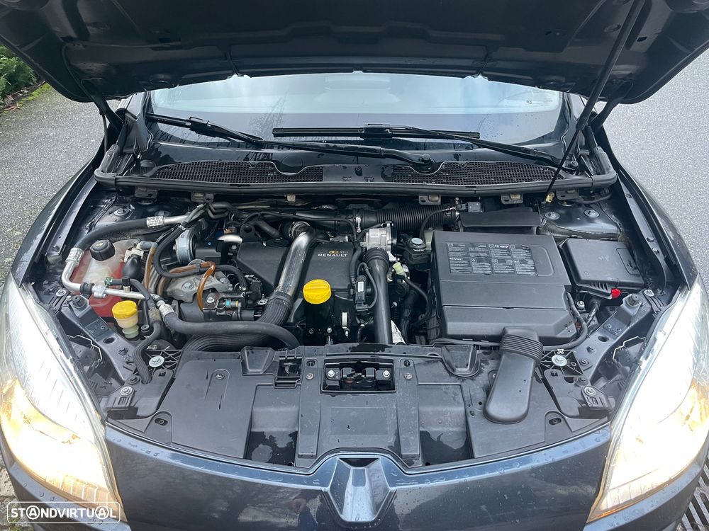 Renault Mégane Sport Tourer - 22