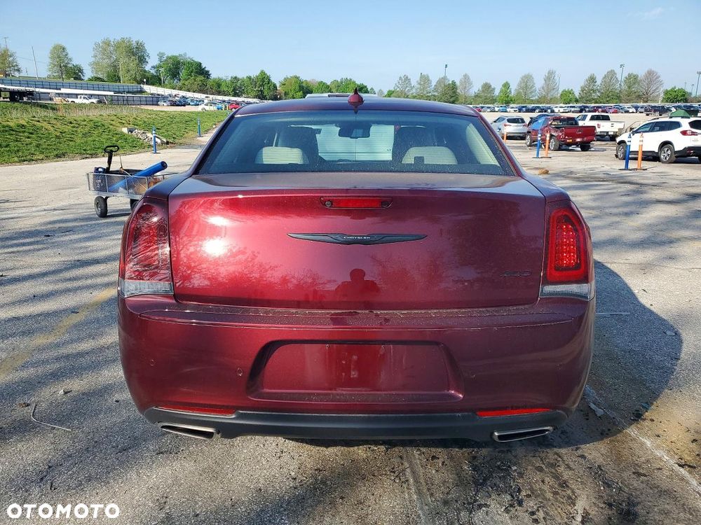 Chrysler 300 - 4