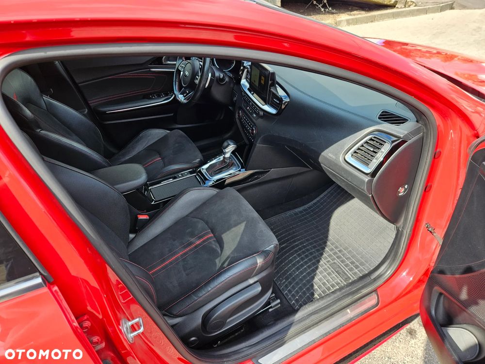 Kia ProCeed - 9