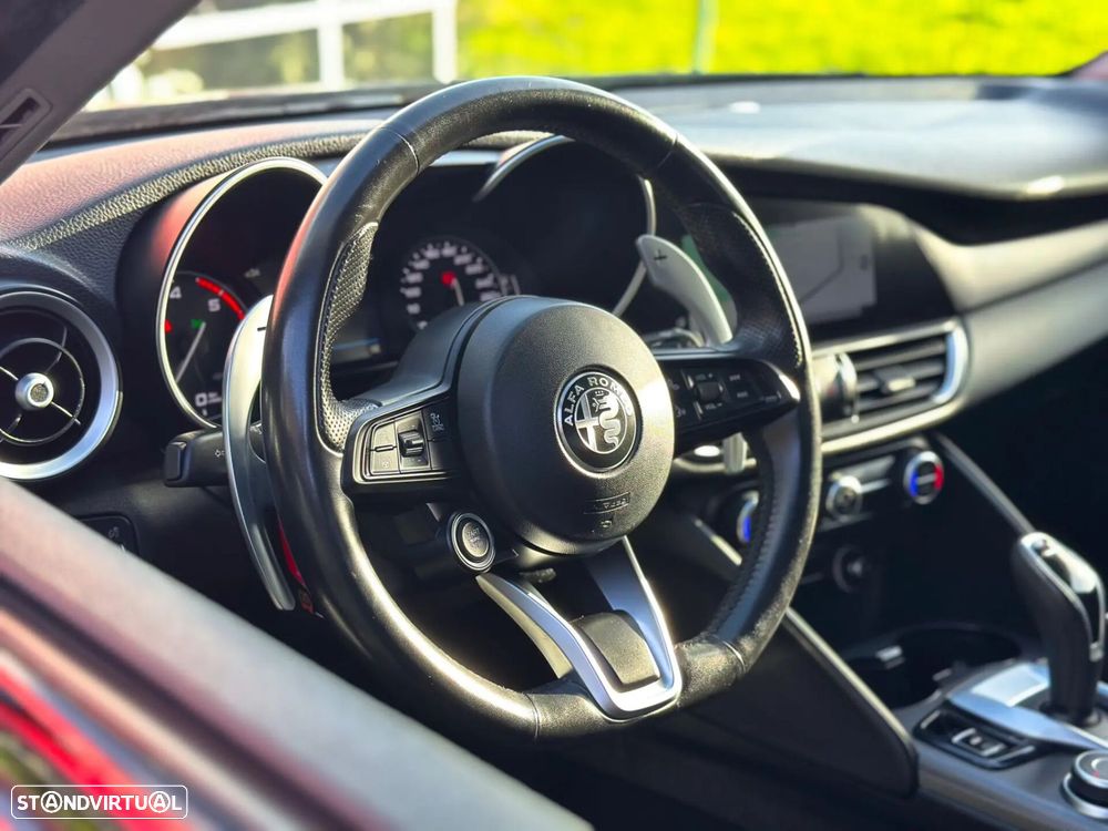 Alfa Romeo Giulia 2.2 D Sprint AT8 - 29