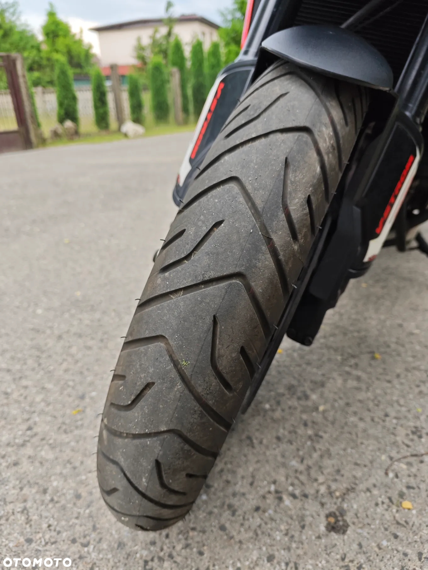 Suzuki V-STROM - 9