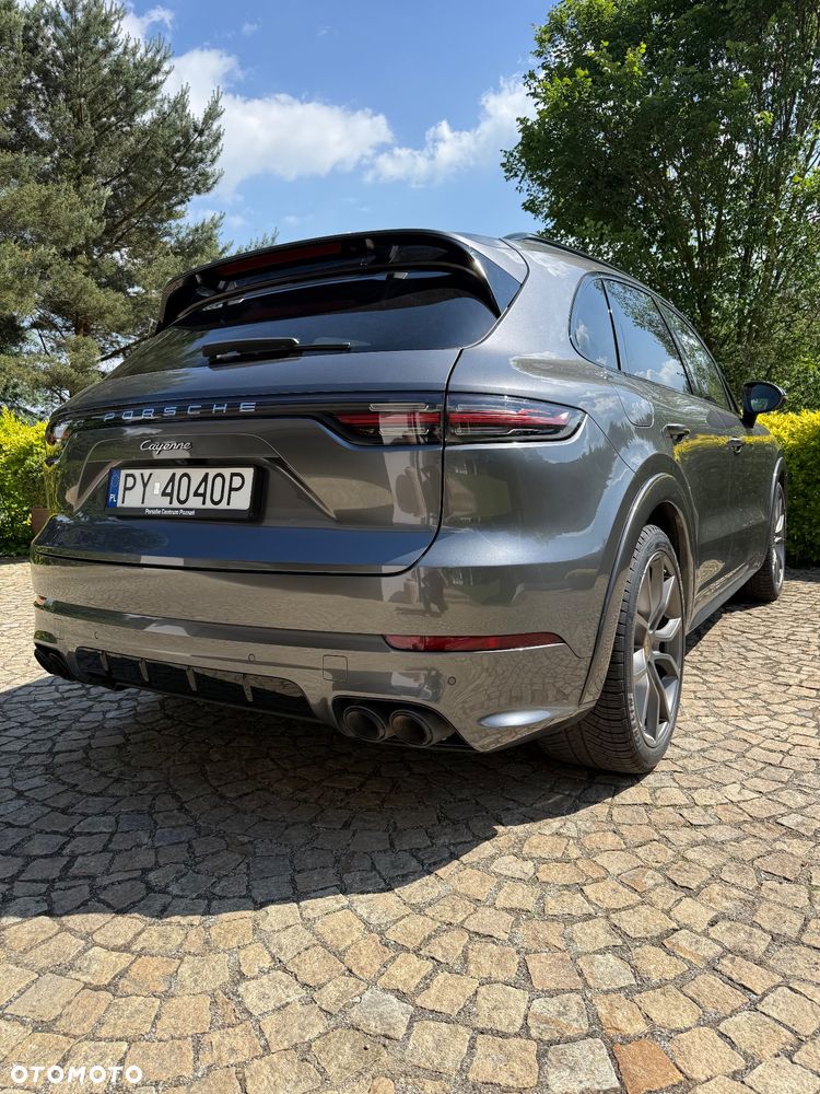 Porsche Cayenne - 8