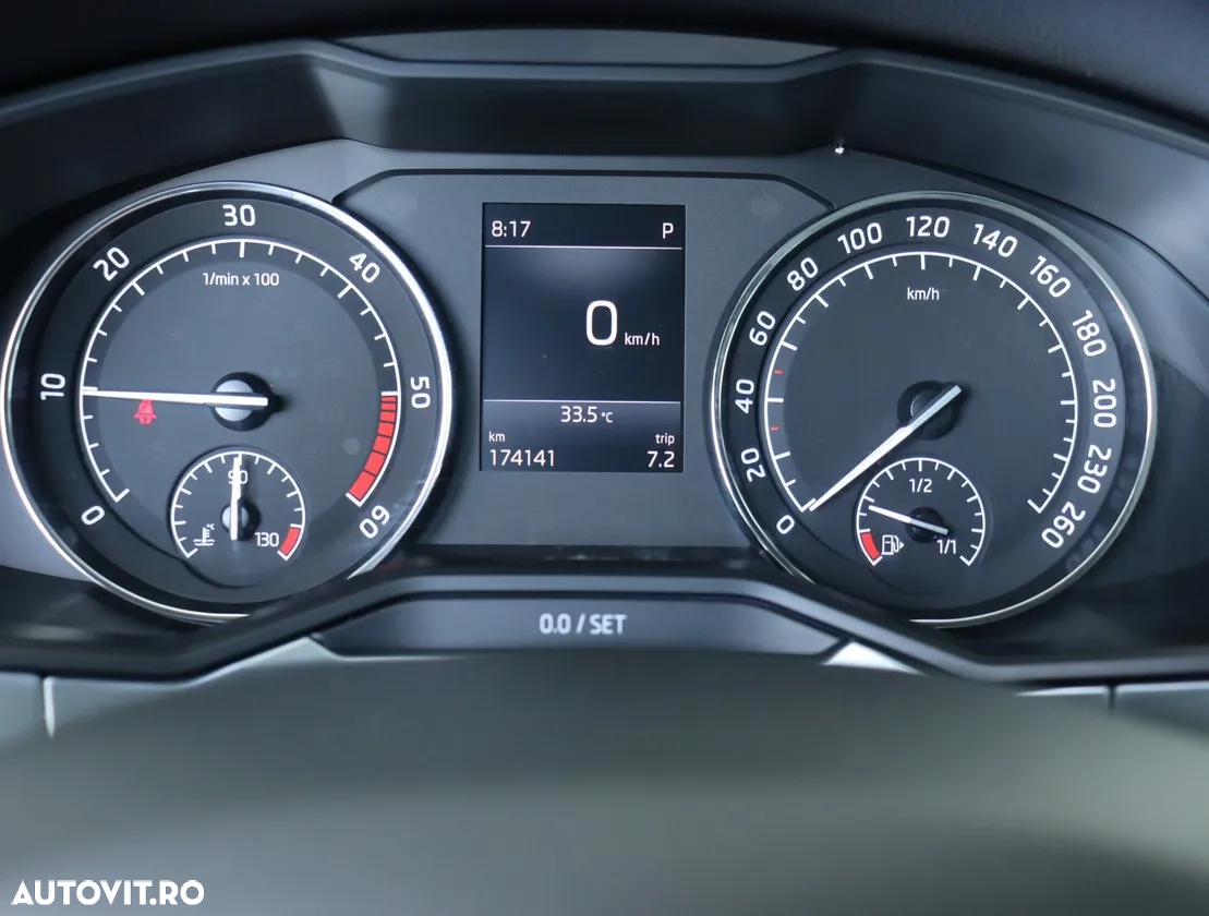 Skoda Superb 2.0 TDI DSG Ambition - 10