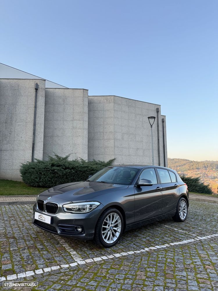 BMW 116 d Sport Line - 2