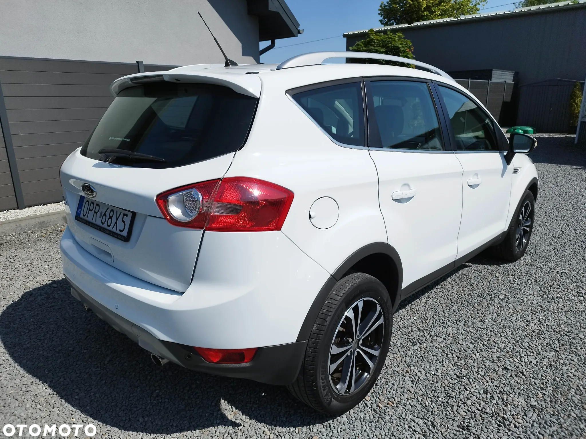 Ford Kuga 2.0 TDCi FWD Trend - 9