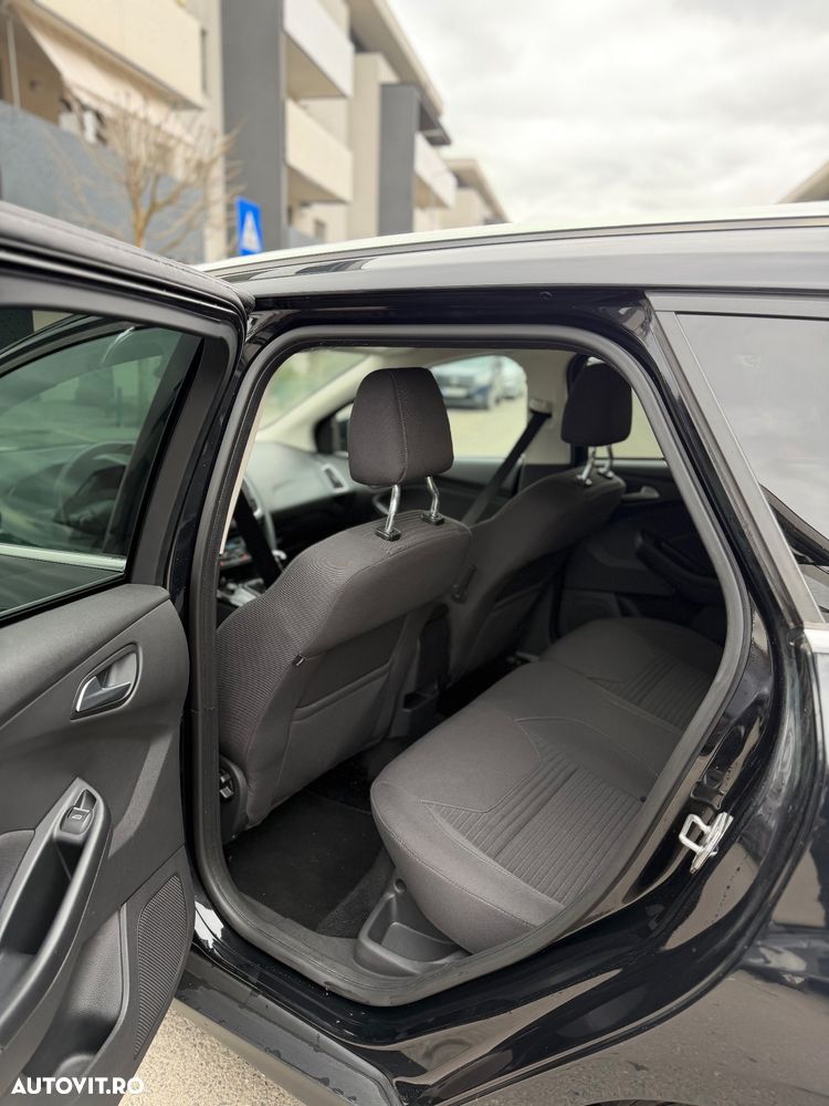 Ford Focus 1.5 TDCi Titanium - 9