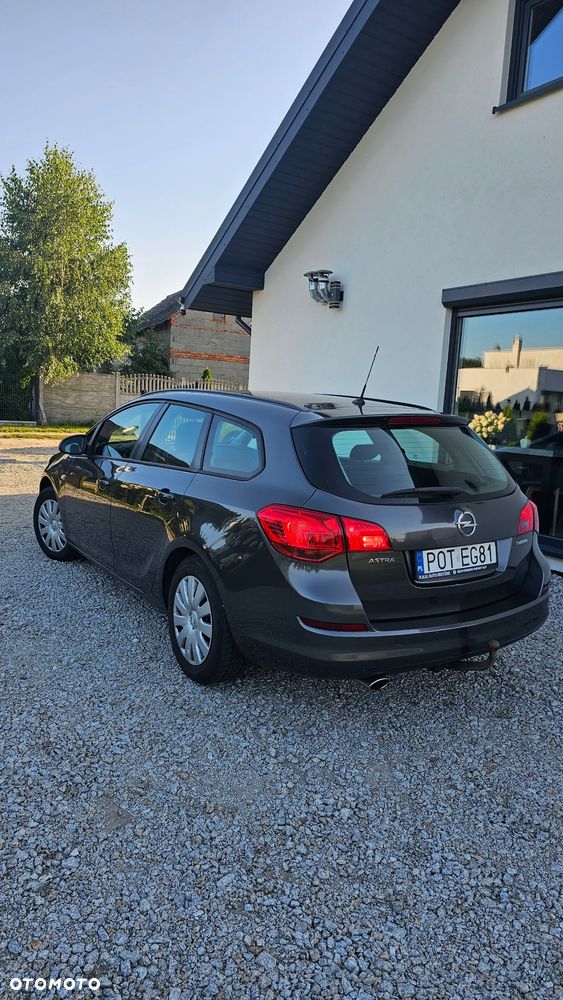 Opel Astra 1.4 T Cosmo - 4