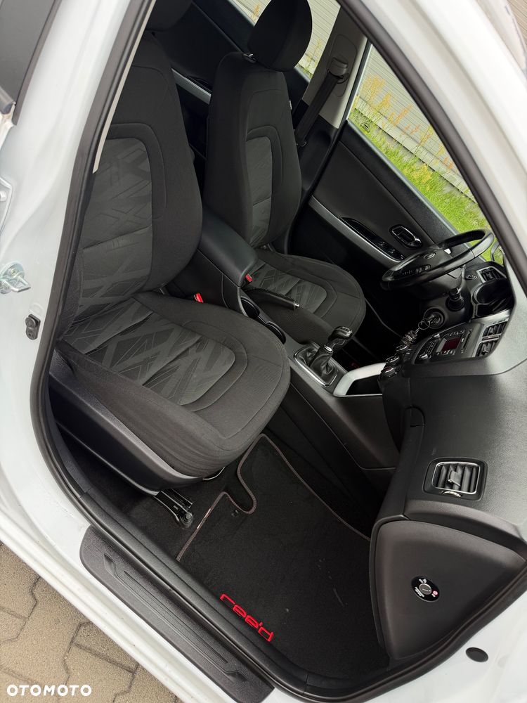 Kia Ceed 1.6 CRDi 128 Spirit - 25