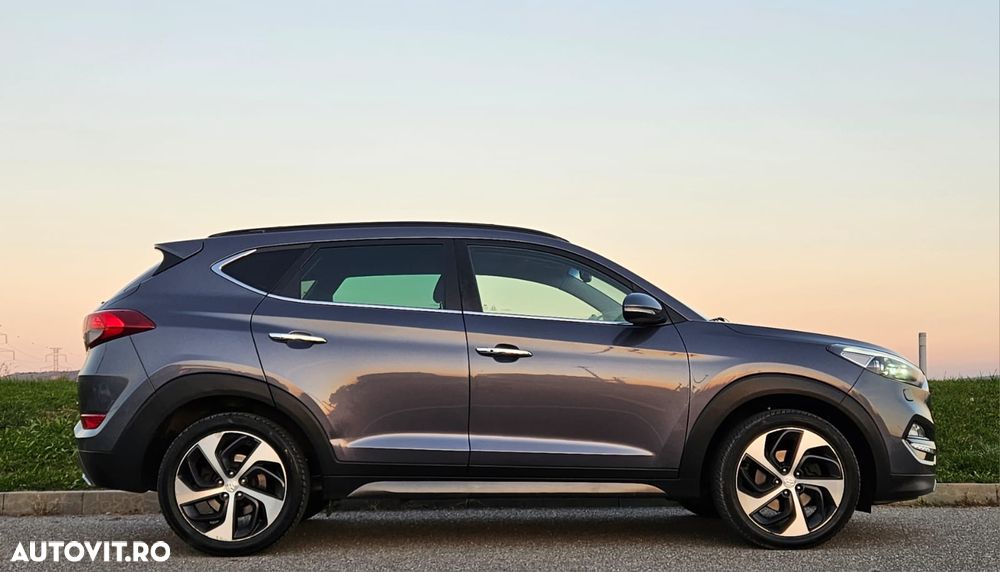 Hyundai Tucson 2.0 CRDI 4WD Automatik Premium - 3