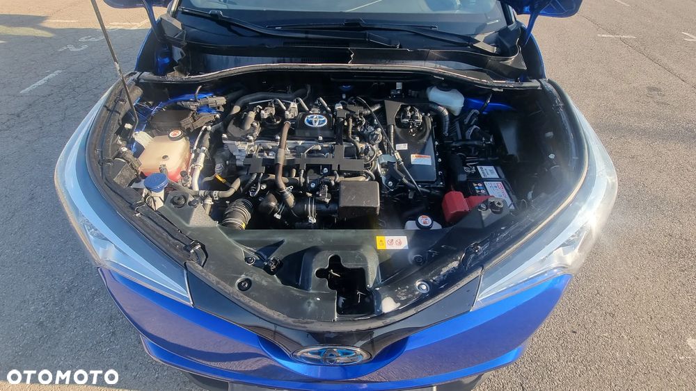 Toyota C-HR - 11