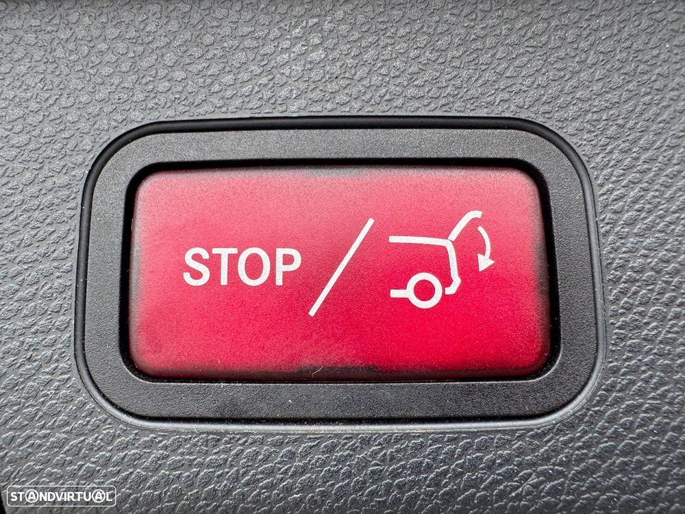 Mercedes-Benz C 180 d AMG Line - 15