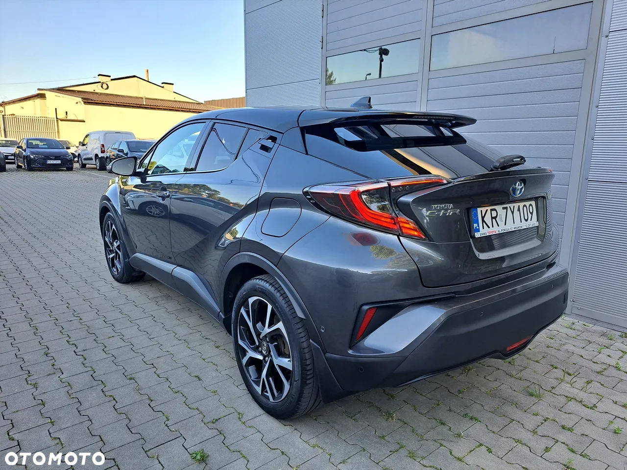 Toyota C-HR 1.8 Hybrid Dynamic - 5