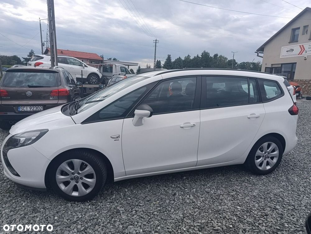 Opel Zafira - 2