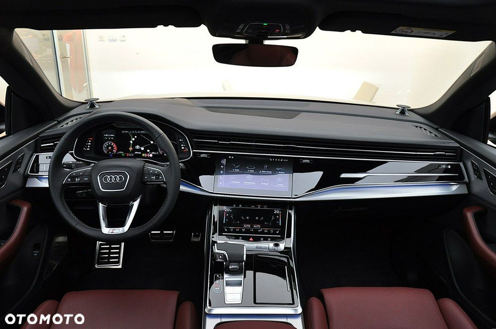 Audi SQ8 - 25
