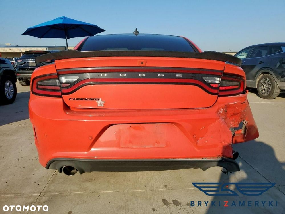 Dodge Charger - 7