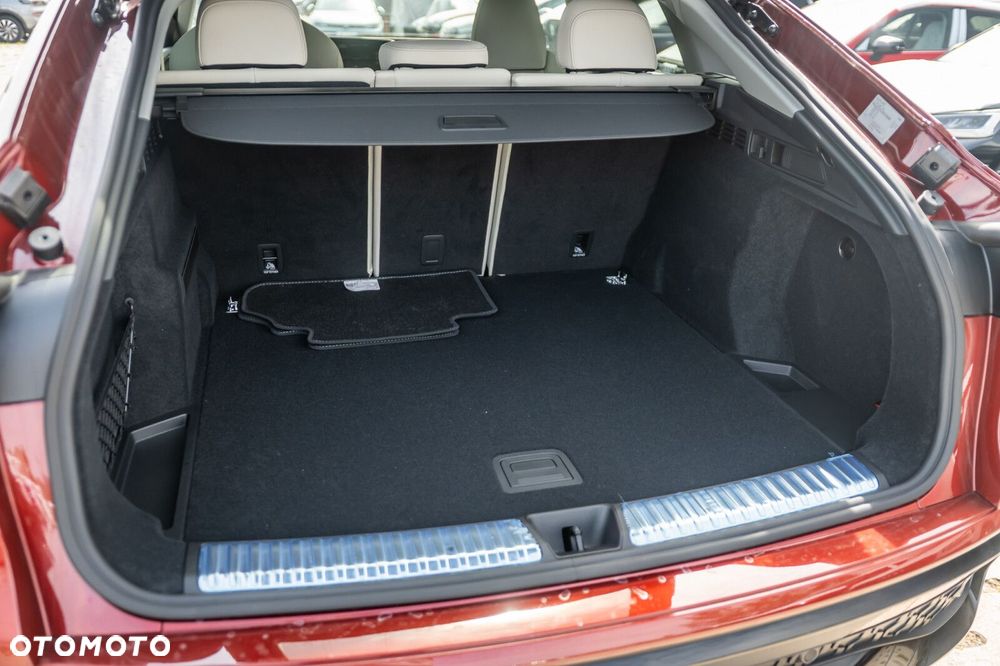 Audi Q5 Sportback - 10