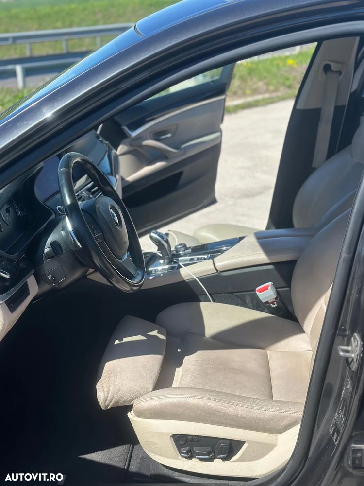 BMW Seria 5 525d Aut. Luxury Line - 4