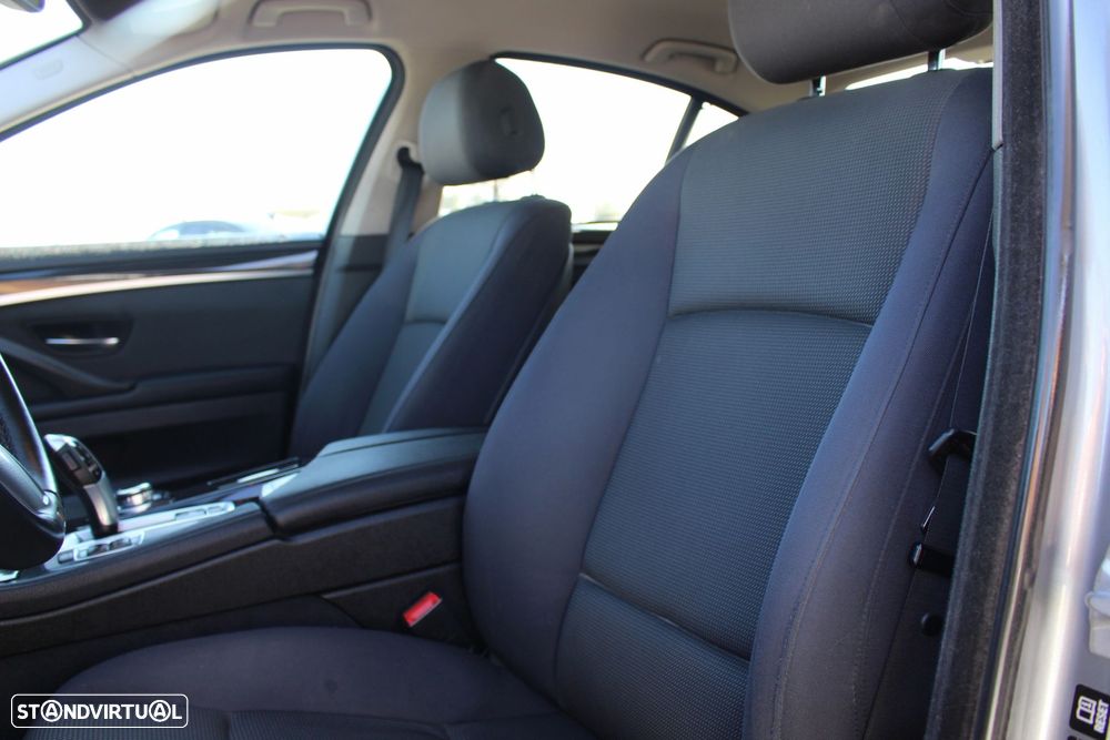 BMW 520 d Auto - 35